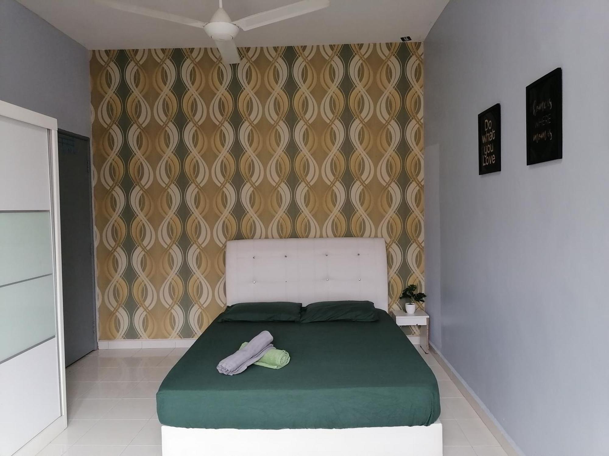 Dkamar Homestay At Desaru, Fully Aircond, Wifi, Coway, Street View 4 Min To Desaru Beach Kangkar Chemaran Exteriör bild